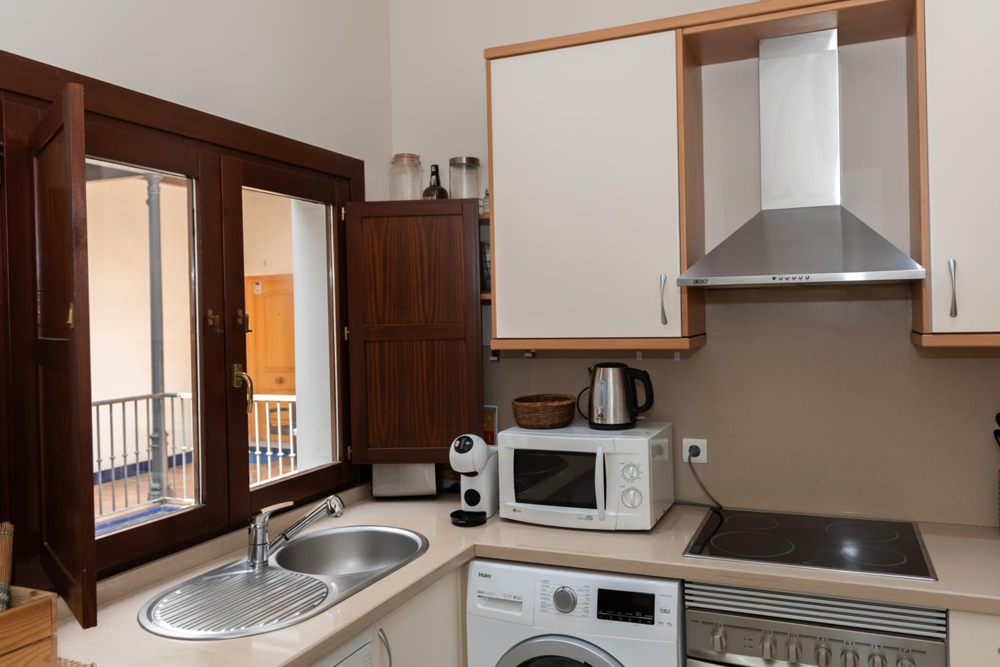 Charming & Quiet Apartment In Plaza Del Salvador Севілья Екстер'єр фото