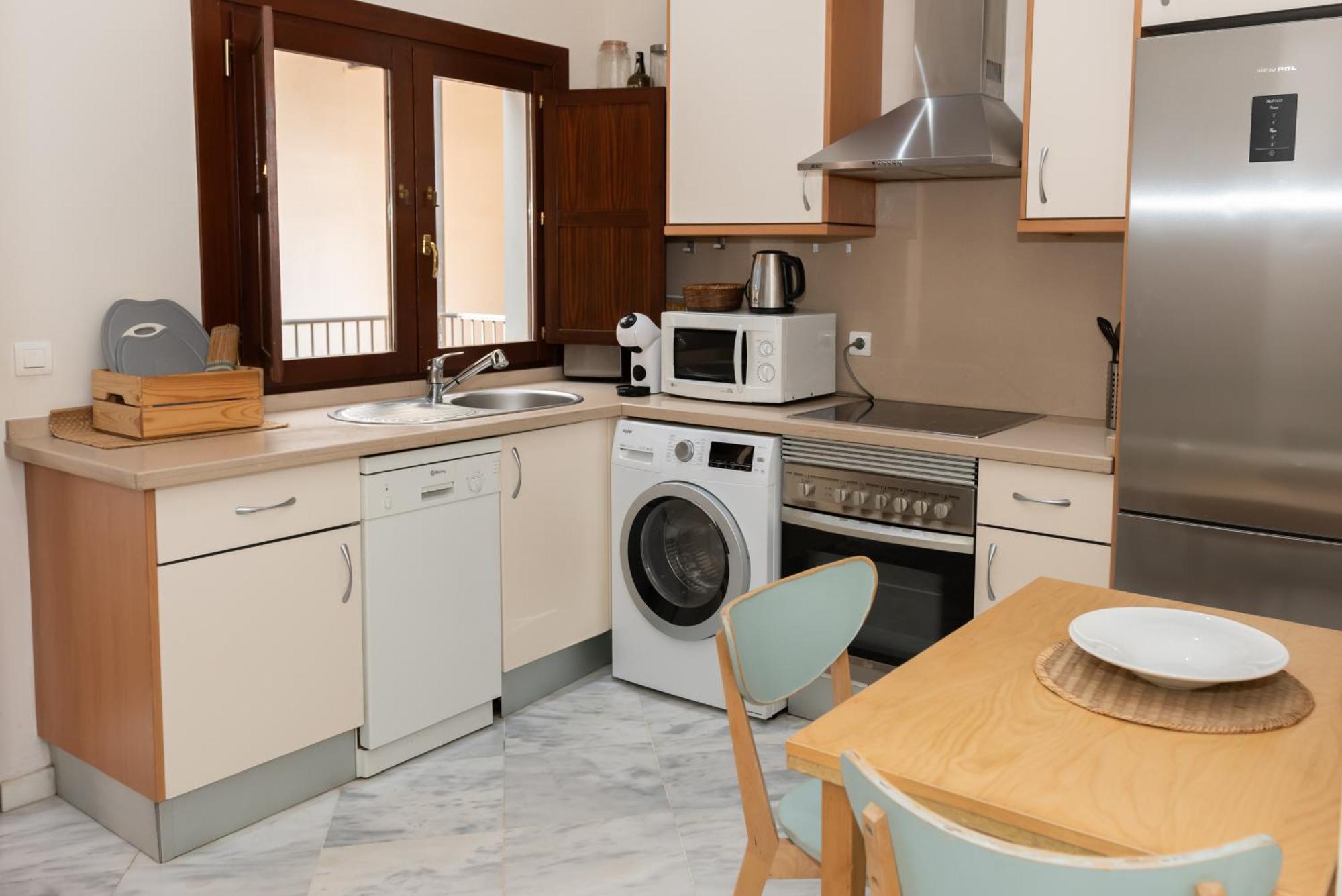 Charming & Quiet Apartment In Plaza Del Salvador Севілья Екстер'єр фото